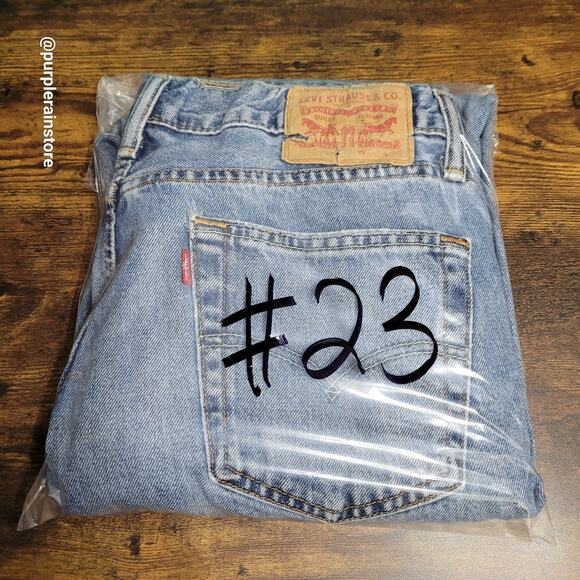 Levi's Jeans Tag 33x32 Measures 32x31 Straight Fit 514 Medium Wash Western - Picture 12 of 12